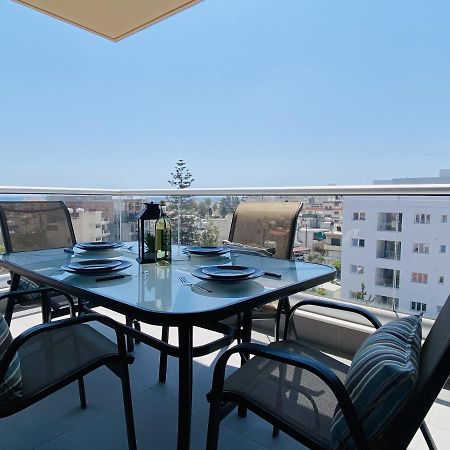 Silver Line 1-Bedroom Apartment In Larnaca Luaran gambar